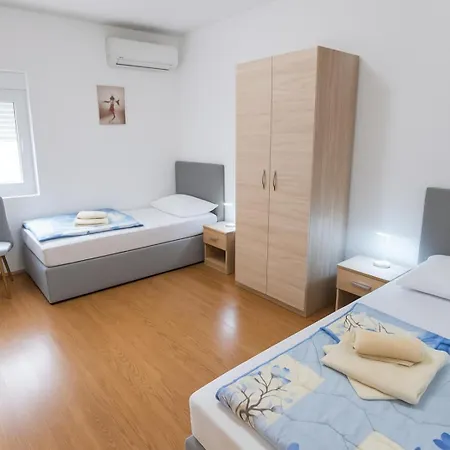 לינה וארוחת בוקר Pansion Ana Međugorje