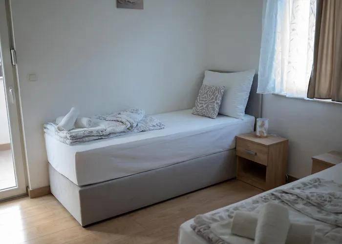 Pansion Ana Couette-café 3*